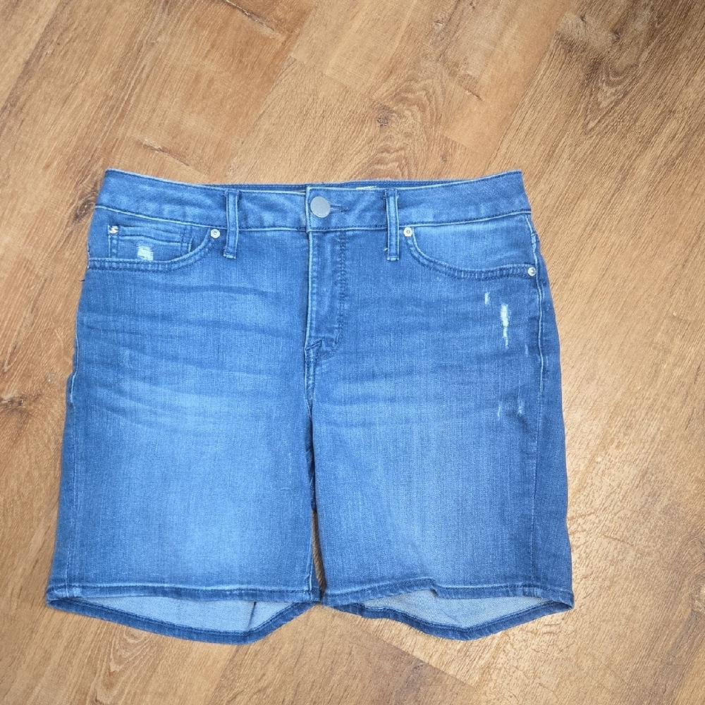 Seven7 Women's Blue Wash Jean Shorts 6